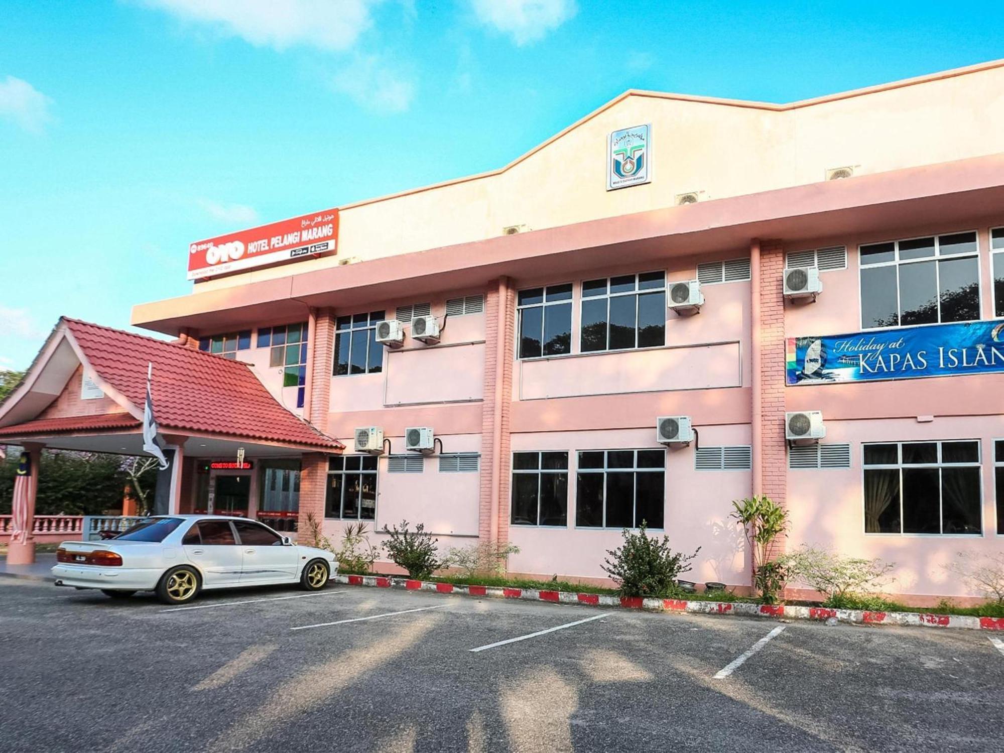 Super Oyo 89640 Hotel Pelangi Marang Exterior photo